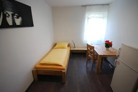 Gastehaus Pensión *