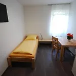 Gastehaus 게스트하우스 *